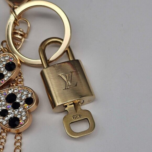 Authentic Louis Vuitton Lock & Key with unbranded Bagcharm, Keycharm, Keychain - Picture 6 of 10